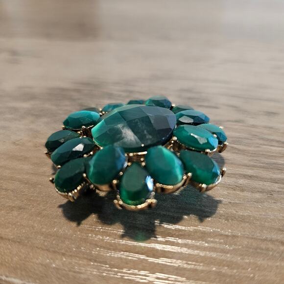 Vintage Signed Monet Cabochon Brooch Large Emerald Green Jewelry Pin Glam 80s - Picture 9 of 13